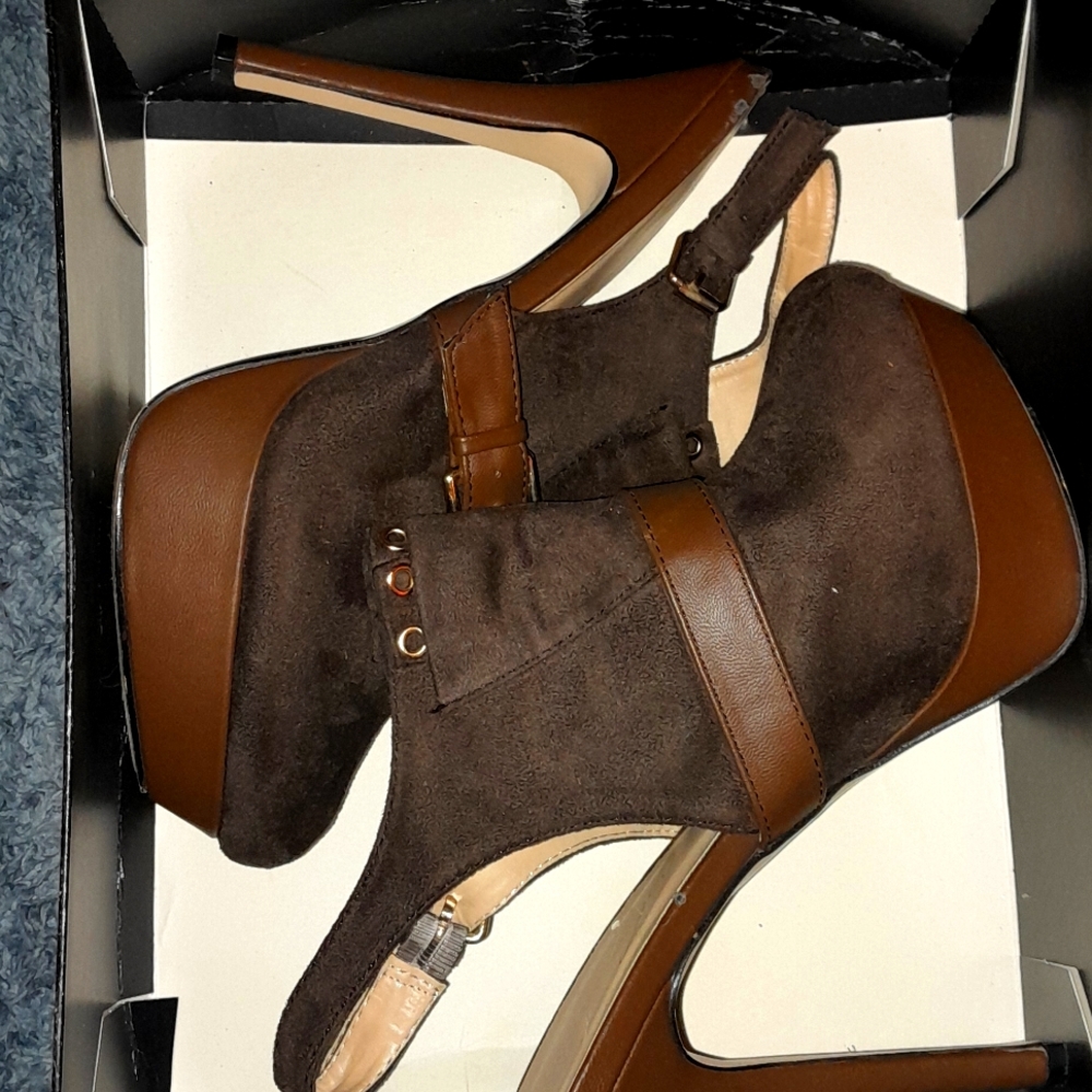 Just Fabulous 6" Brown heels